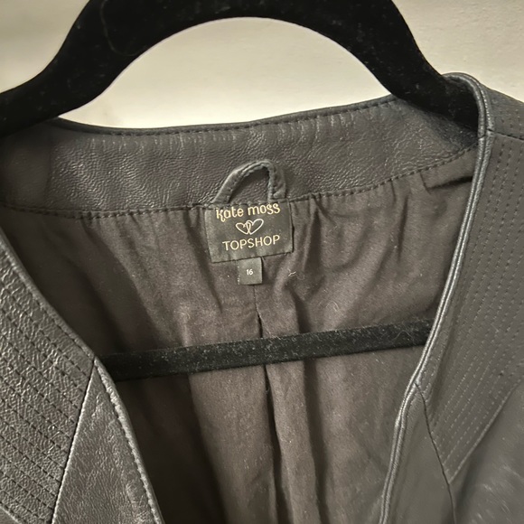 special edition cropped sleeved genuine leather jacket KATE MOSS for TOPSHOP - Picture 4 of 6